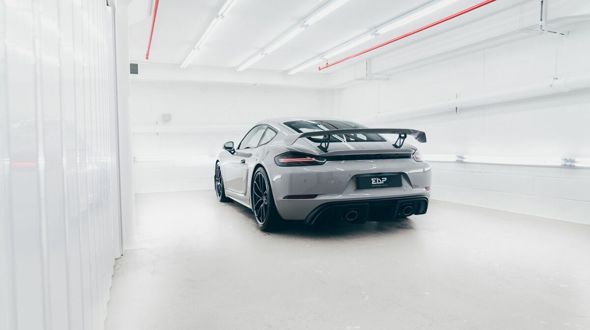 718 GT4 Crayon