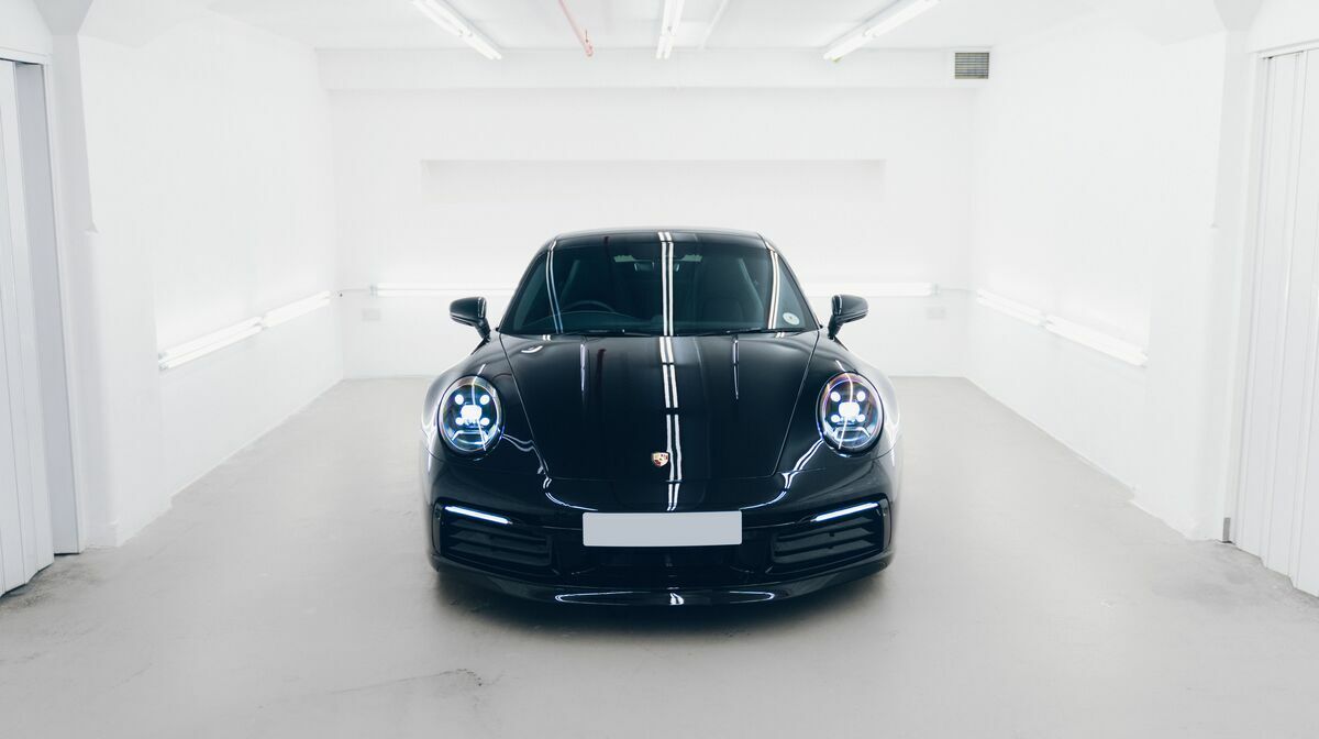 992 Carrera 4S Jet Black