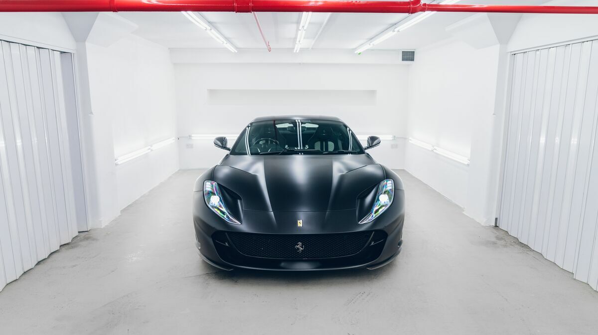 812 Superfast Nero Daytona II