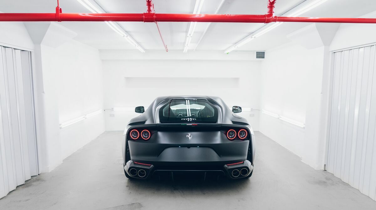 812 Superfast Nero Daytona II