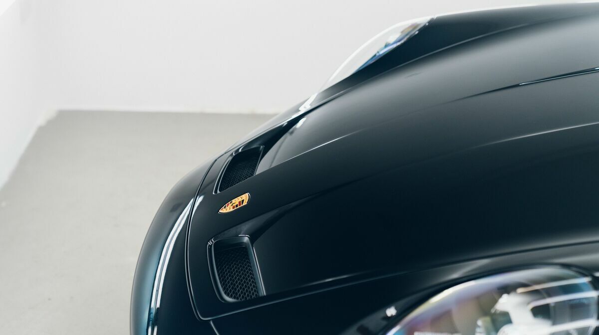 992 GT3 Jet Black Metallic