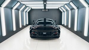 V8 Vantage Onyx Black